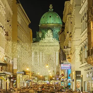 Kaiserin Sissi - Downtown Vienna